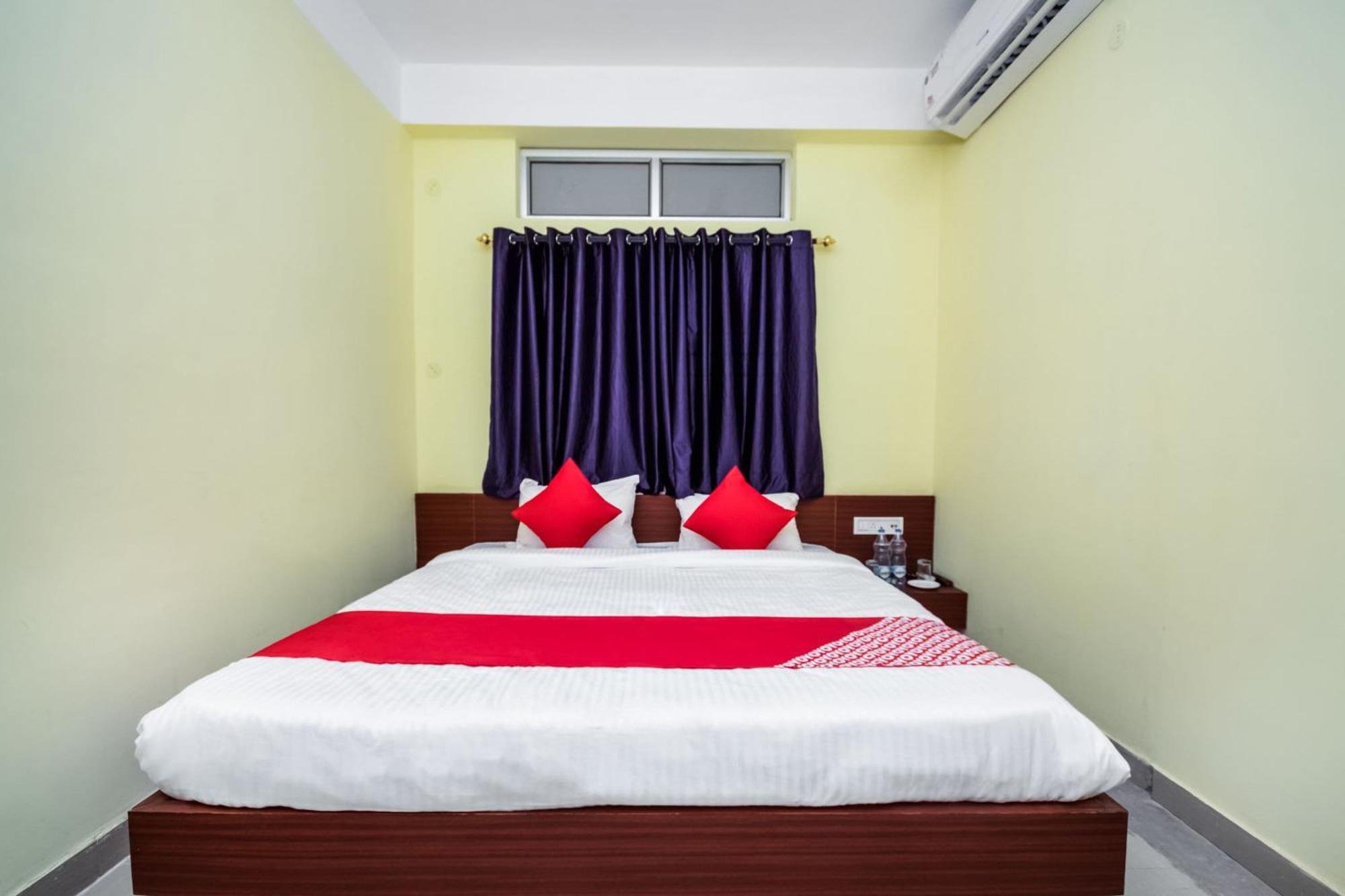 Dispur Hotel O Bimal Residency מראה חיצוני תמונה