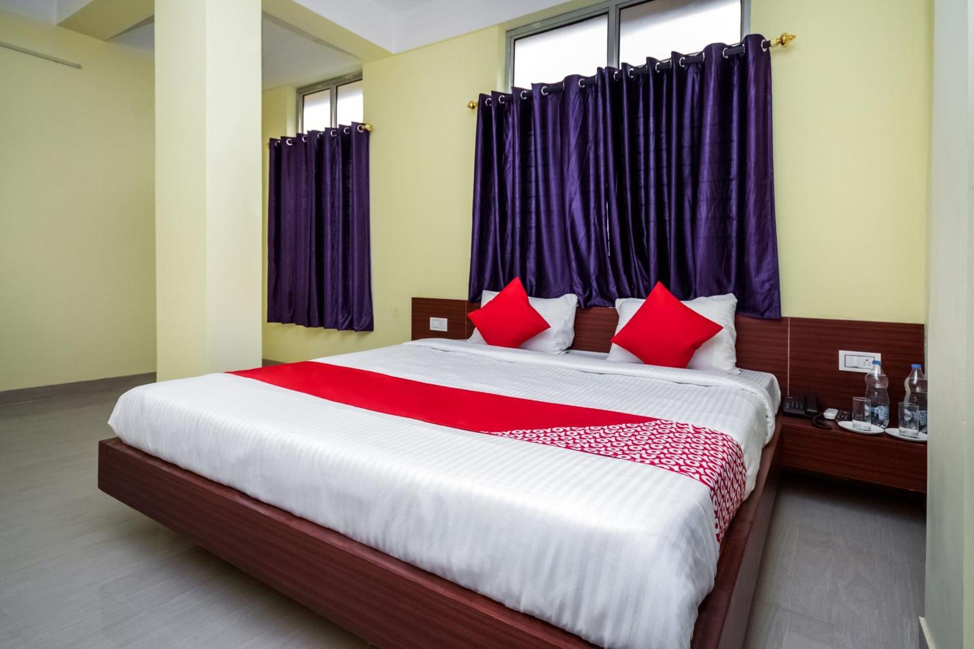 Dispur Hotel O Bimal Residency מראה חיצוני תמונה