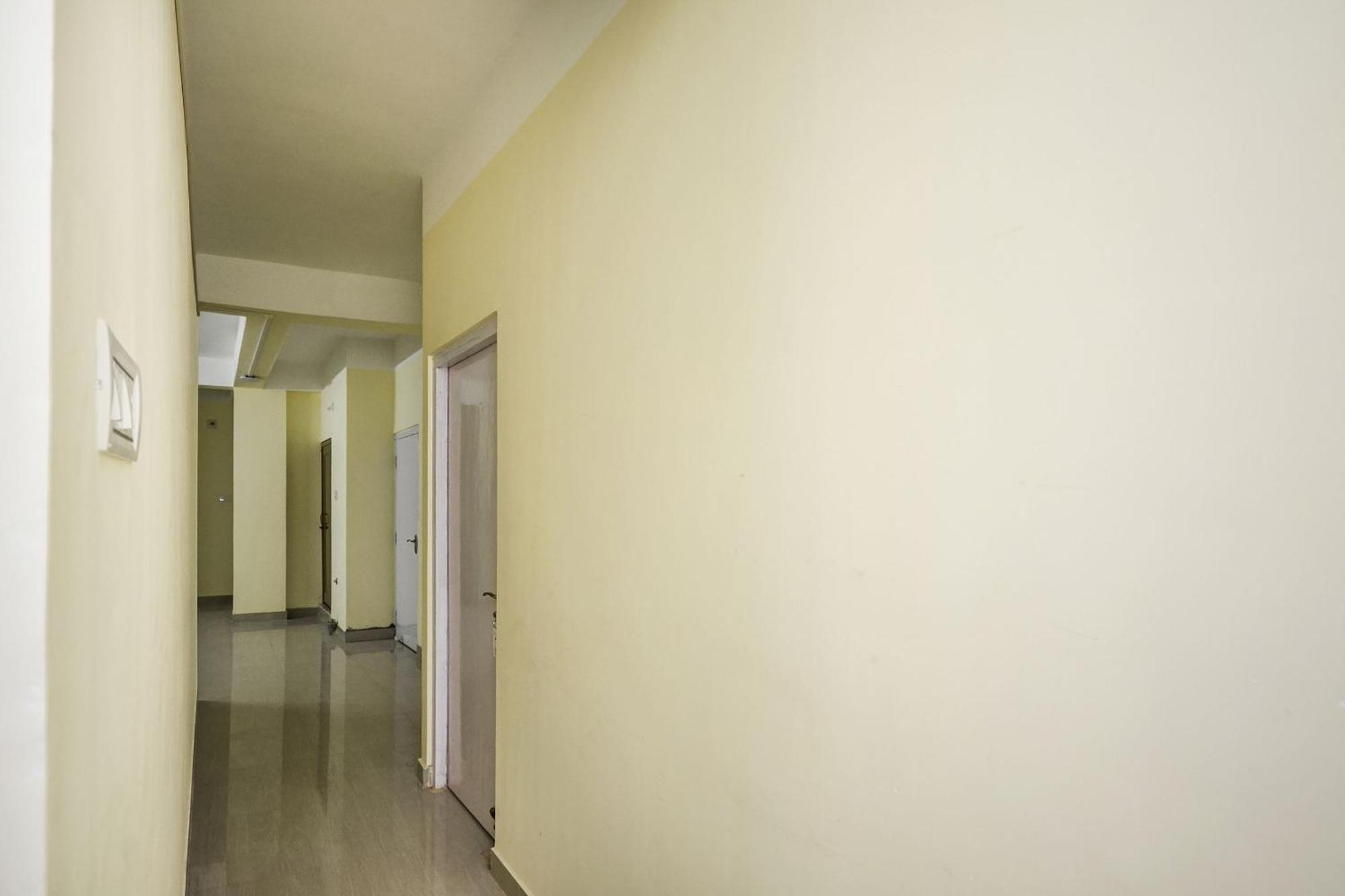 Dispur Hotel O Bimal Residency מראה חיצוני תמונה