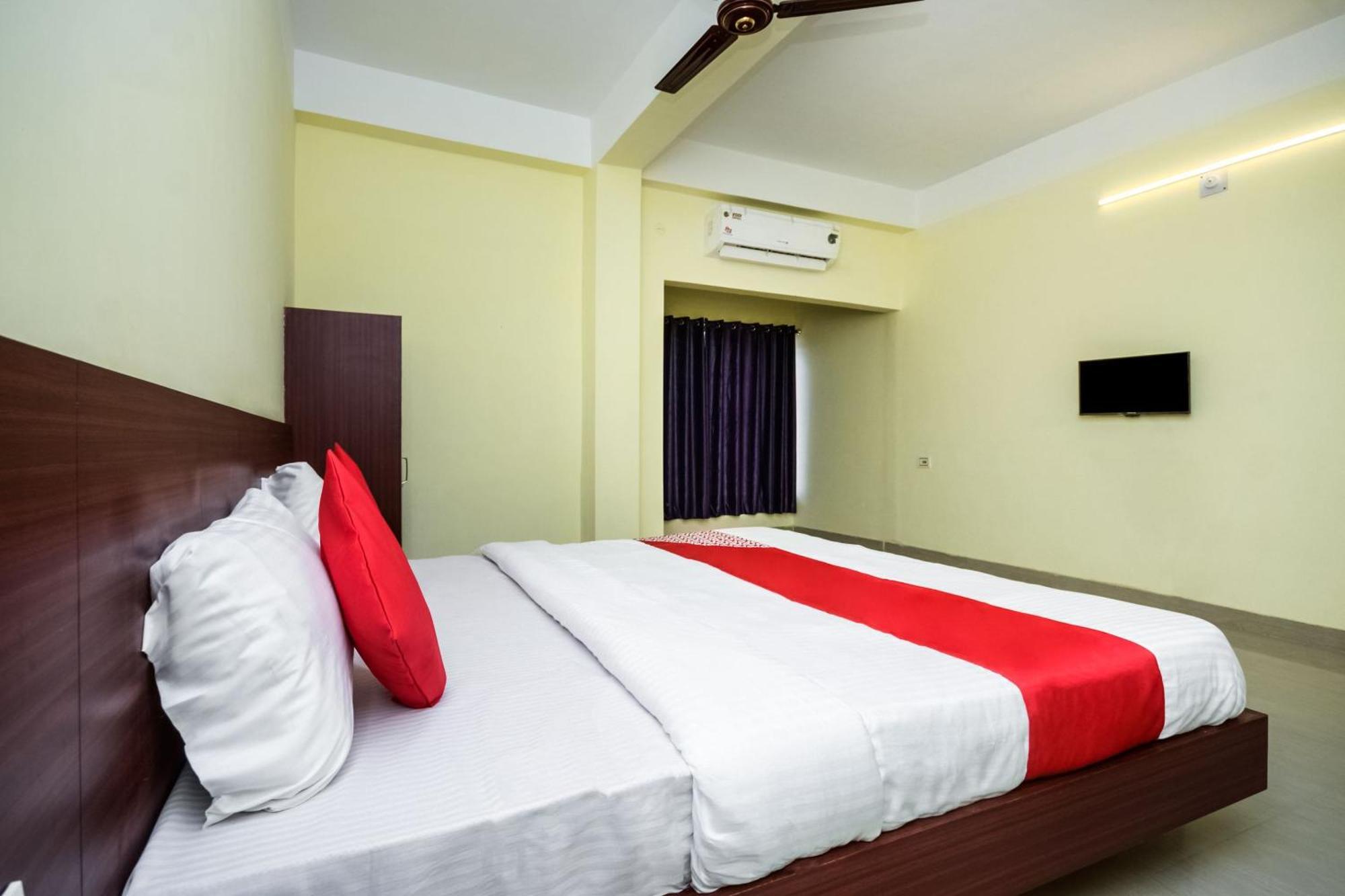 Dispur Hotel O Bimal Residency מראה חיצוני תמונה