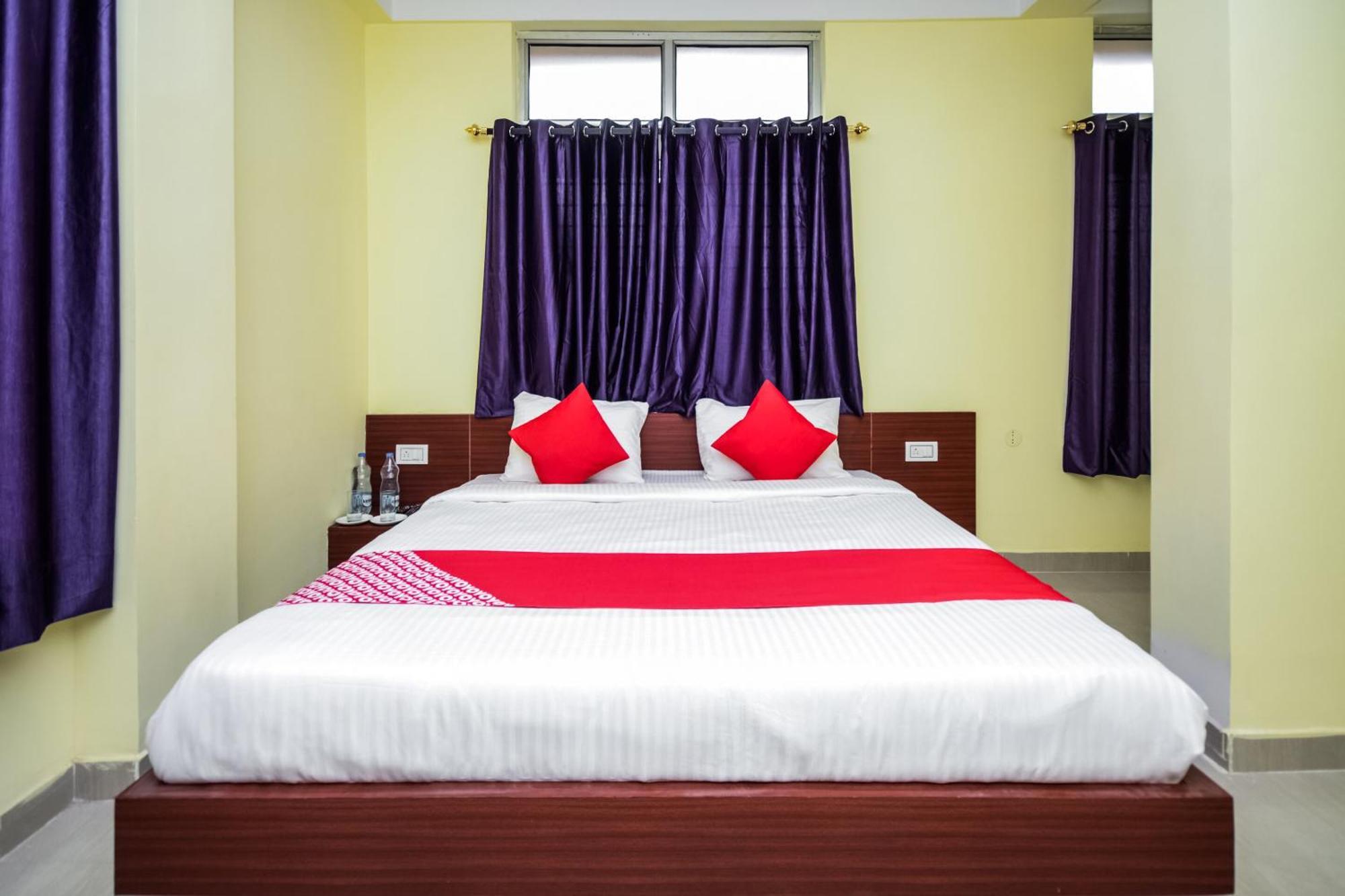 Dispur Hotel O Bimal Residency מראה חיצוני תמונה
